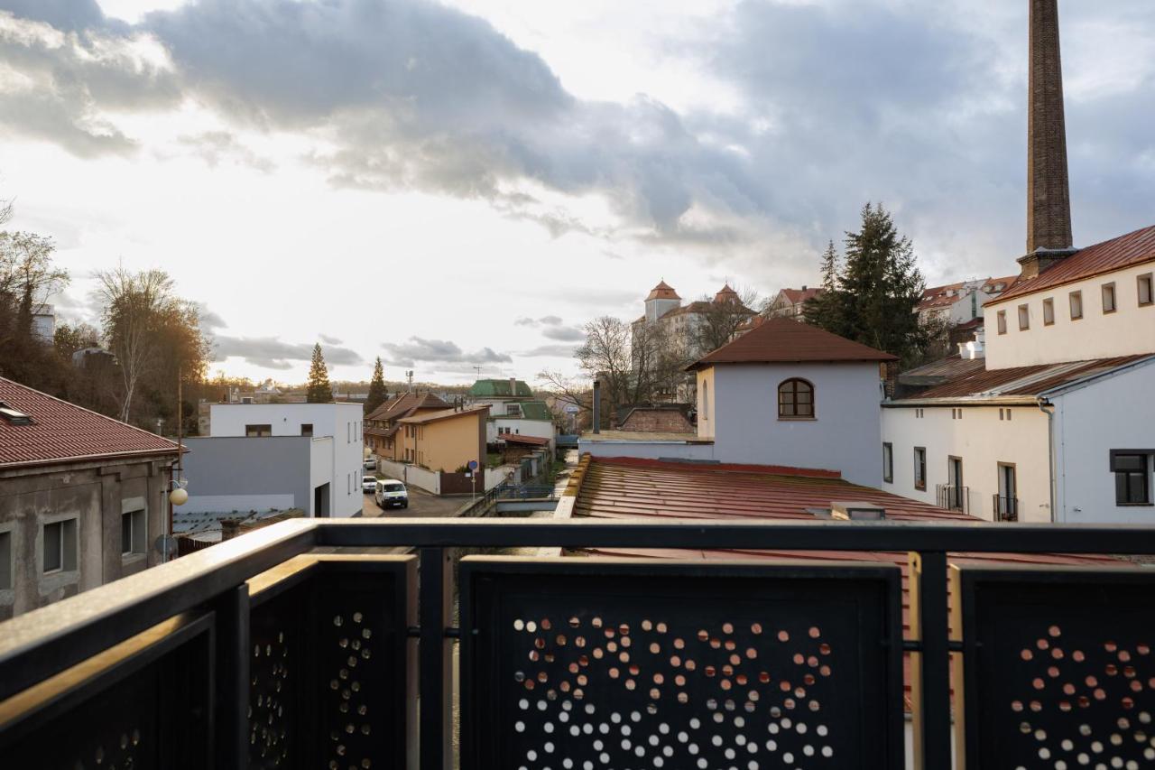 Aparthotel Na Klenici Mladá Boleslav Buitenkant foto