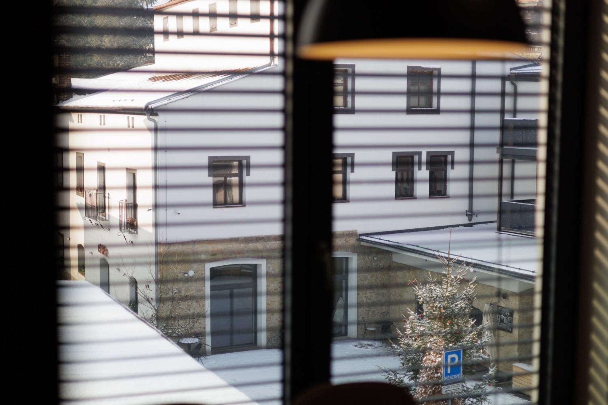 Aparthotel Na Klenici Mladá Boleslav Buitenkant foto
