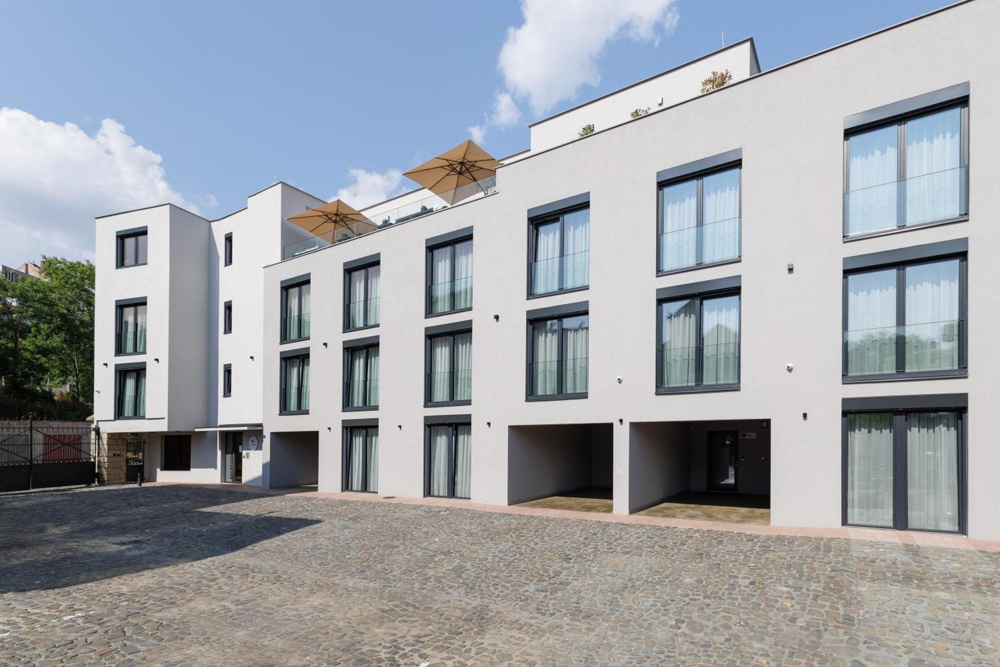 Aparthotel Na Klenici Mladá Boleslav Buitenkant foto