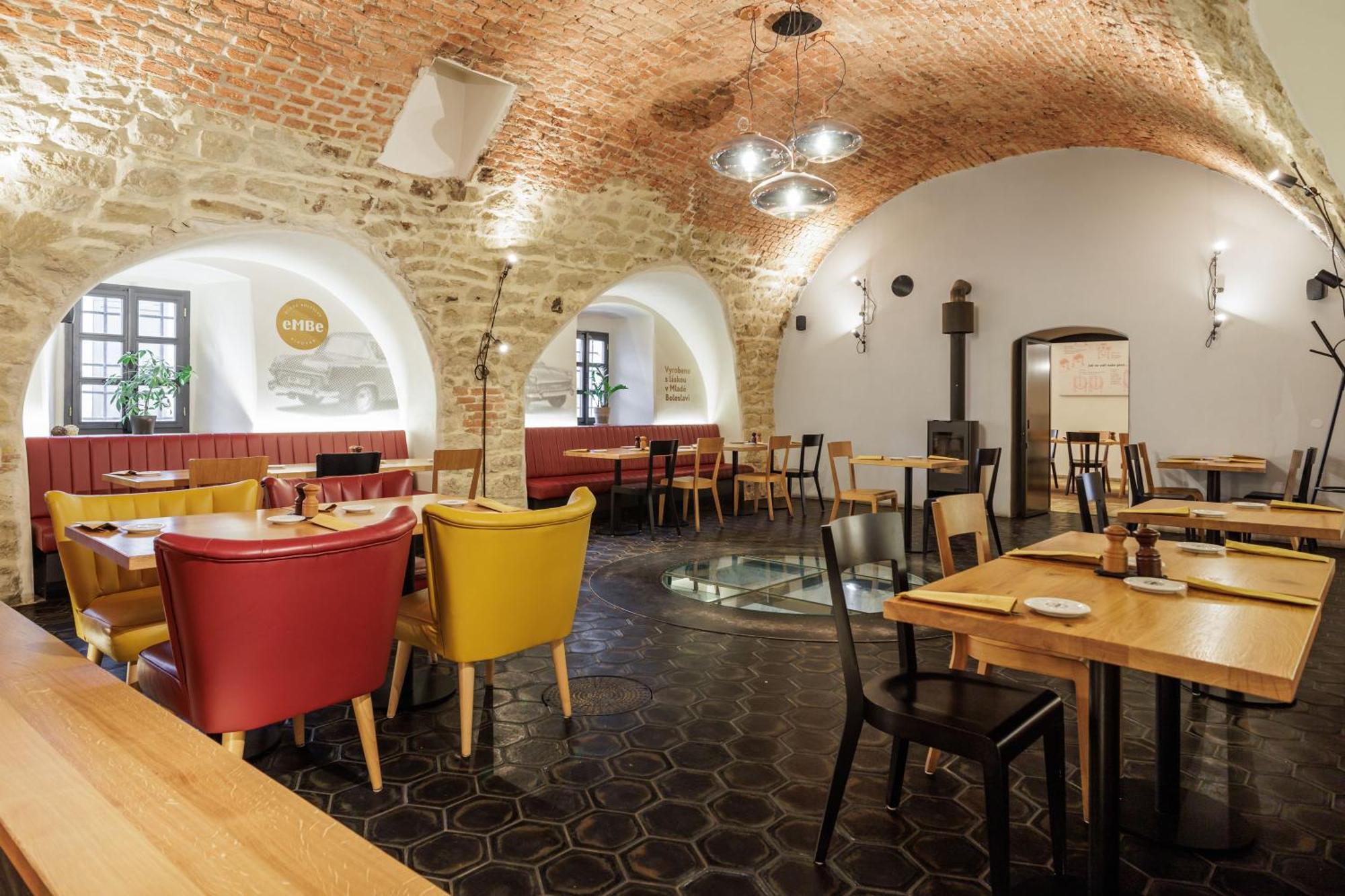 Aparthotel Na Klenici Mladá Boleslav Buitenkant foto